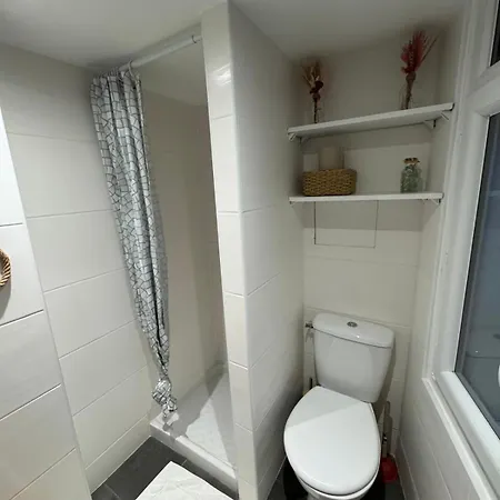 Unbeatable Location! Cozy Parisian Getaway For Two Апартаменты Париж