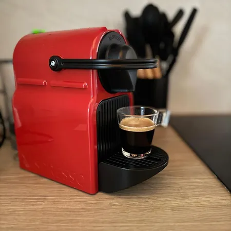 Unbeatable Location! Cozy Parisian Getaway For Two Апартаменты Париж