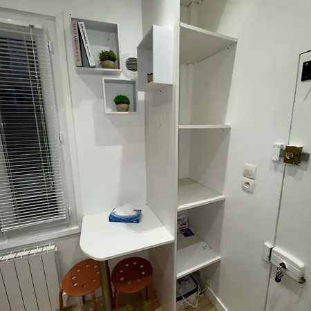 Unbeatable Location! Cozy Parisian Getaway For Two * פריז